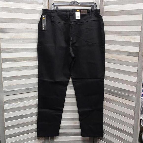 Women’s Side Elastic Jean |  Lee | 18W - Picture 5 of 8